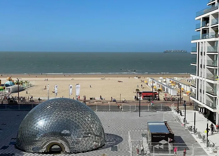 Huswell - Renovated Apartment With Sea View And Parking