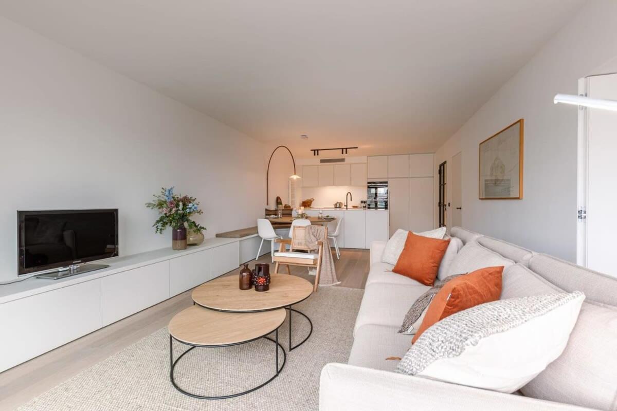 Huswell - Renovated With Sea View And Parking Apartment *