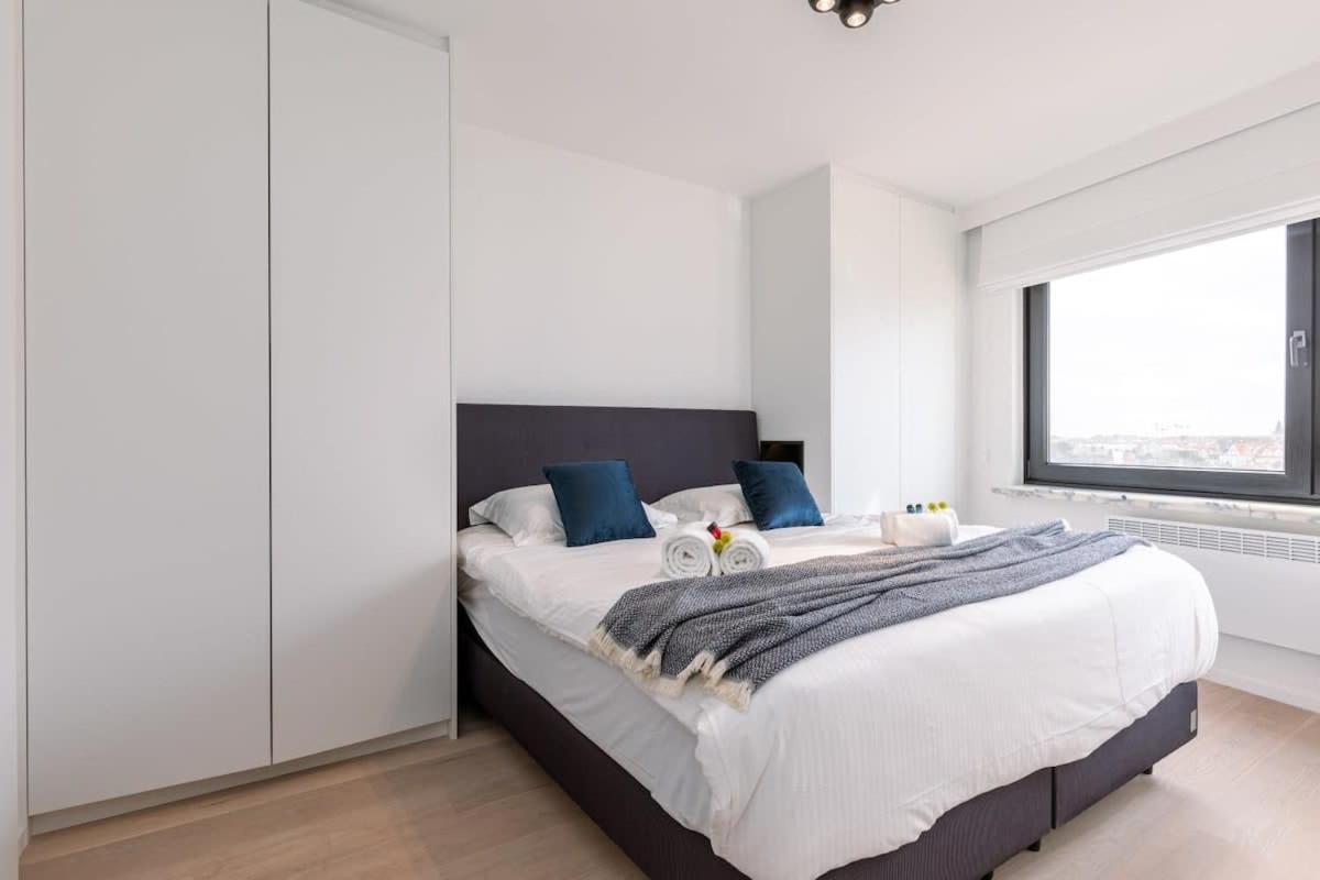 Huswell - Renovated With Sea View And Parking Apartment
