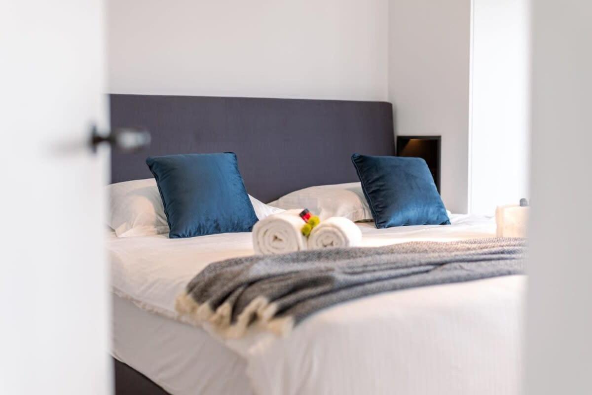 Apartment Huswell - Renovated With Sea View And Parking