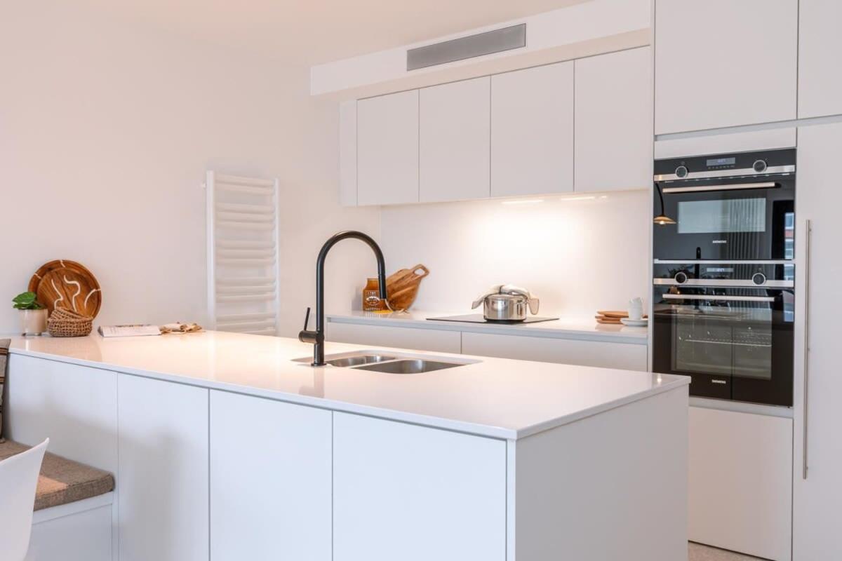 Huswell - Renovated With Sea View And Parking Apartment *