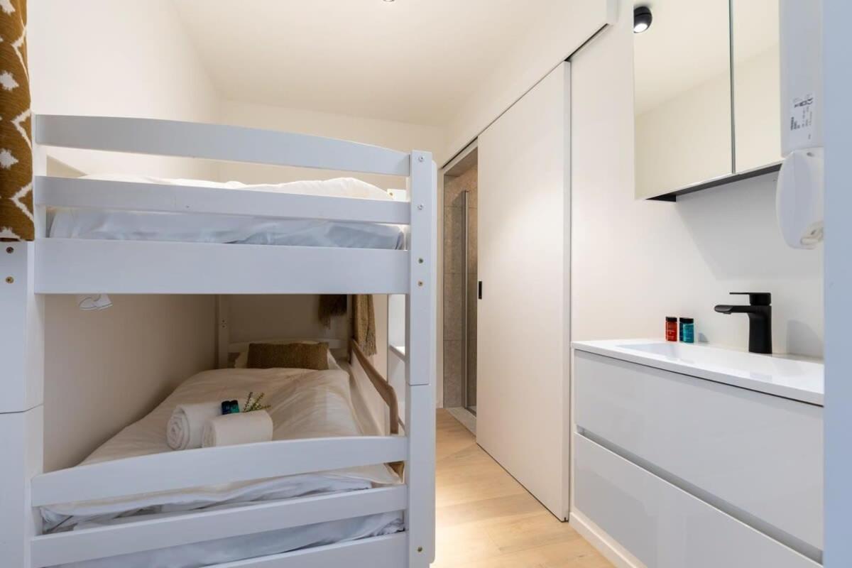 Apartment Huswell - Renovated With Sea View And Parking